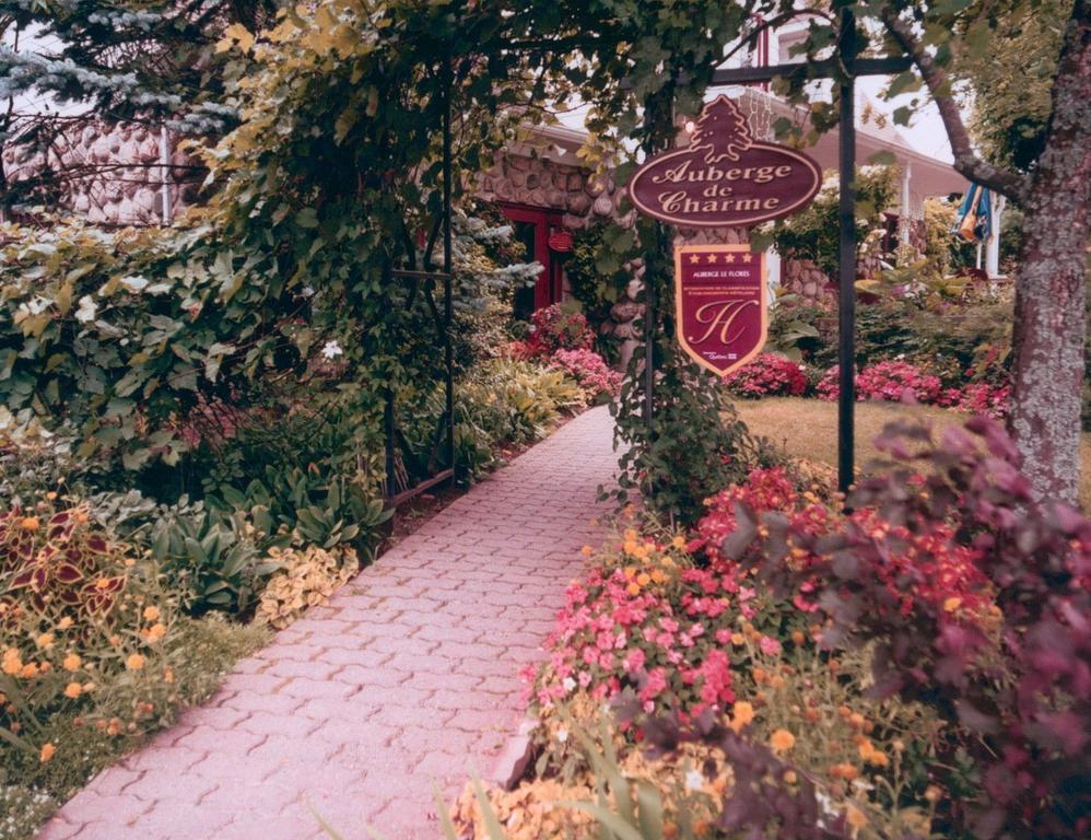 Auberge Le Flores GrandʼMère Exterior foto